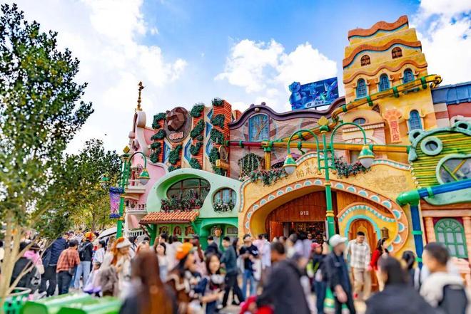 章已启美妆、香氛与腕表共赴闪耀时刻j9国际站登录“伊”手快报 节庆序(图29)